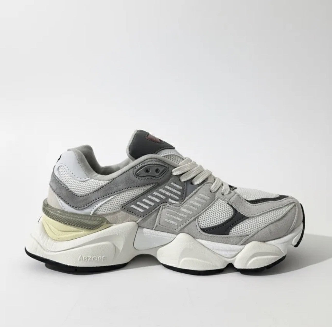 New Balance 9060 Gris/Blanco