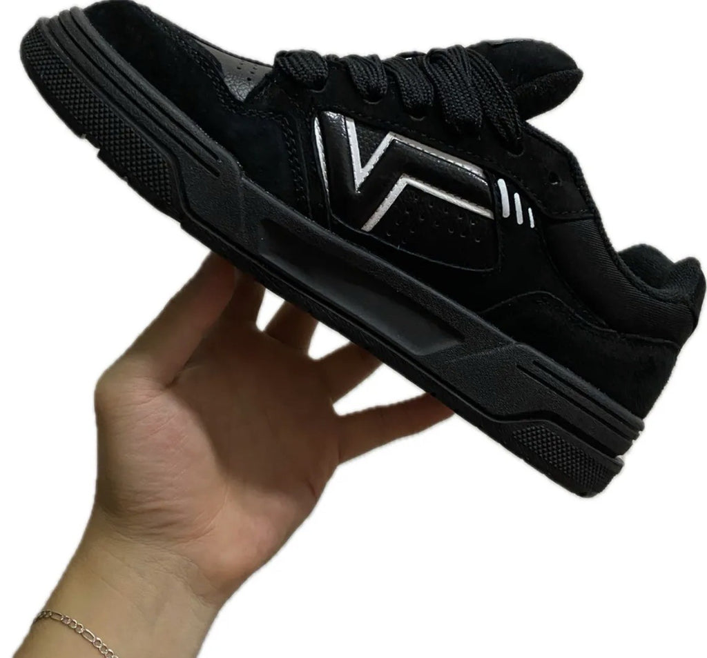 Vans Upland Negro